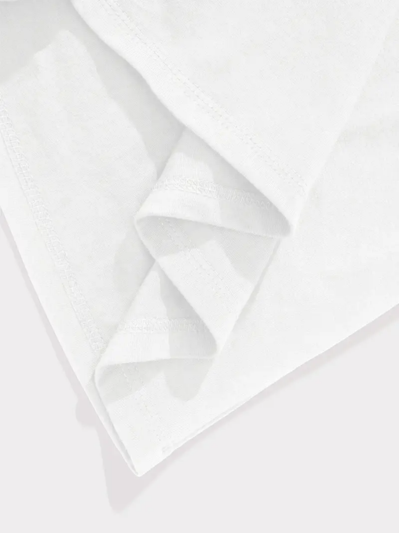 White T-shirt Bears Are Comfortable Cotton Casual Round Neck Perfect for Outdoor Activities Casual Attire